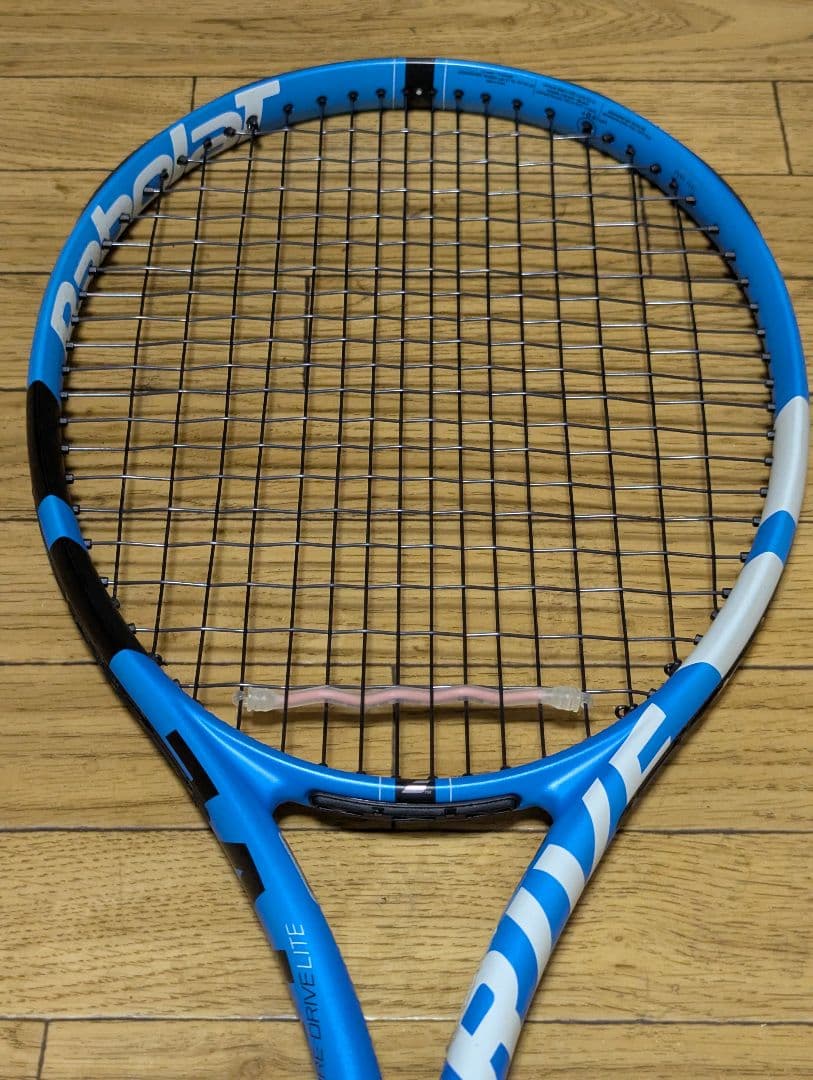 Babolatバボラ 　ピュアドライブライト G2