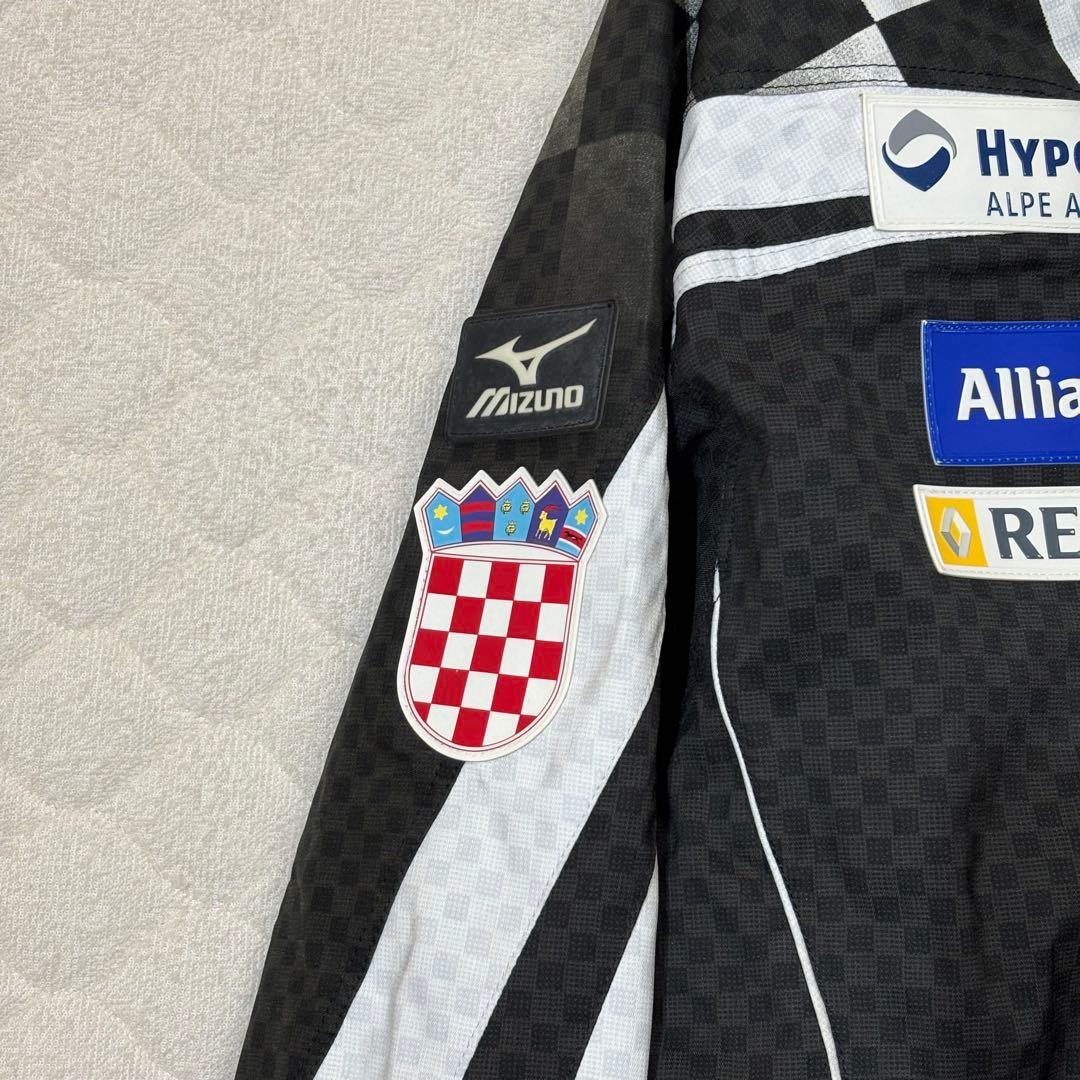 ミズノ　スキーウェア　クロアチア代表　上下セットアップ　ブレスサーモ　中綿入り