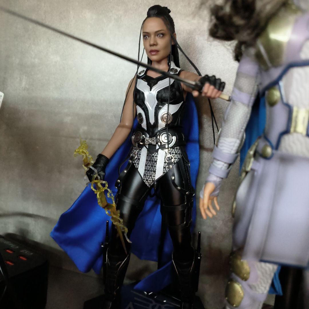 ホットトイズ 『ソー：ラブ＆サンダー』 ヴァルキリー