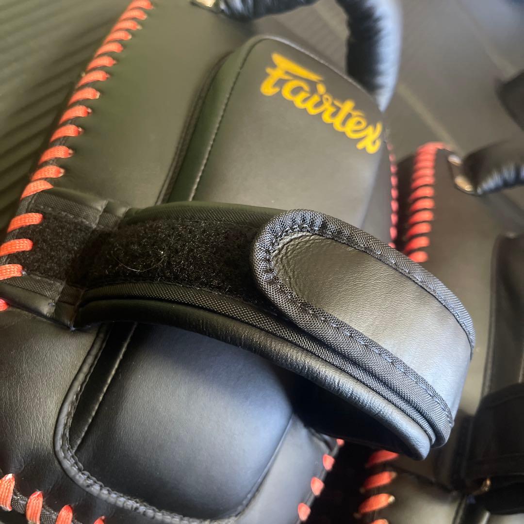 Fairtex キックミット KPLC6 ペアセット