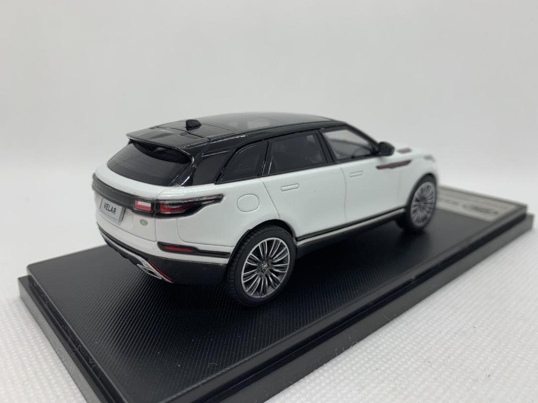 401-015 LCD MODELS 1/43 レンジローバー VELAR