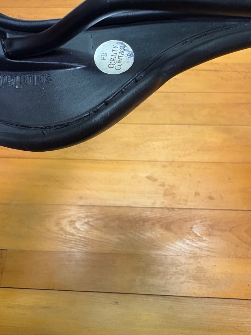 Selle Italia セライタリアSLR SUPERFLOW TMサドル