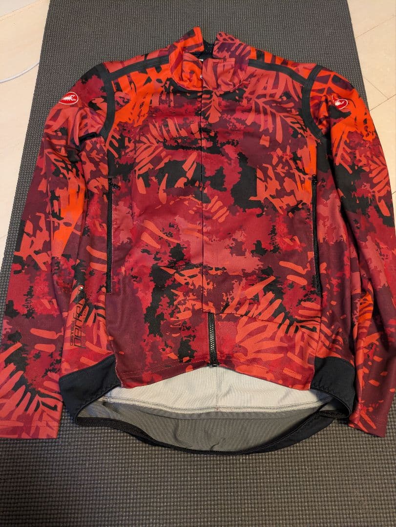 CASTELLI　PERFETTO ROS LSウインタージャケットMサイズ
