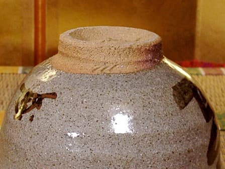 唐津焼　汲古窯　峰松義人 作　雪月花・茶人花押　茶碗　共箱　無傷　保証。