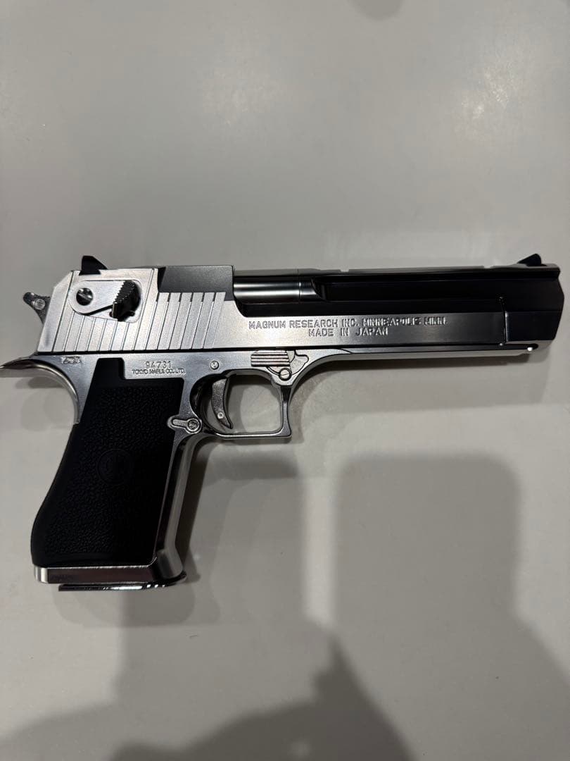 東京マルイ　デザートイーグル クロームステンレス　ガスガン