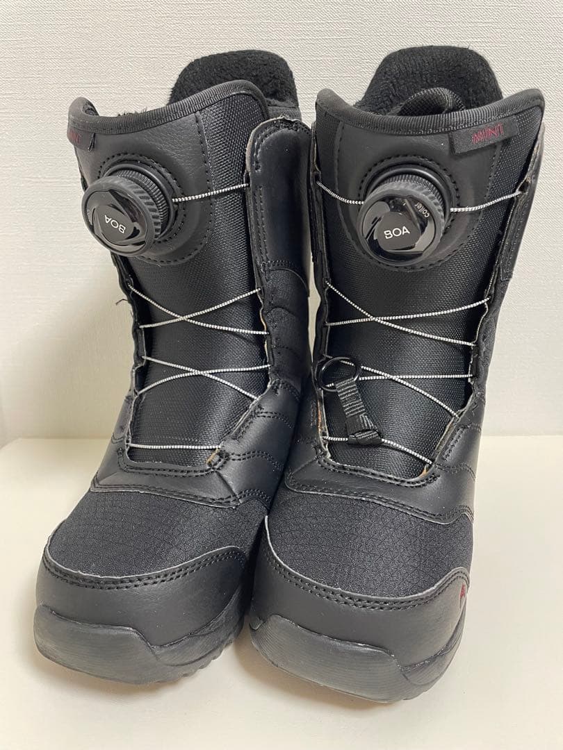 【美品❤︎】BURTON MINT スノーボードブーツ 女性用ブラック22.5cm