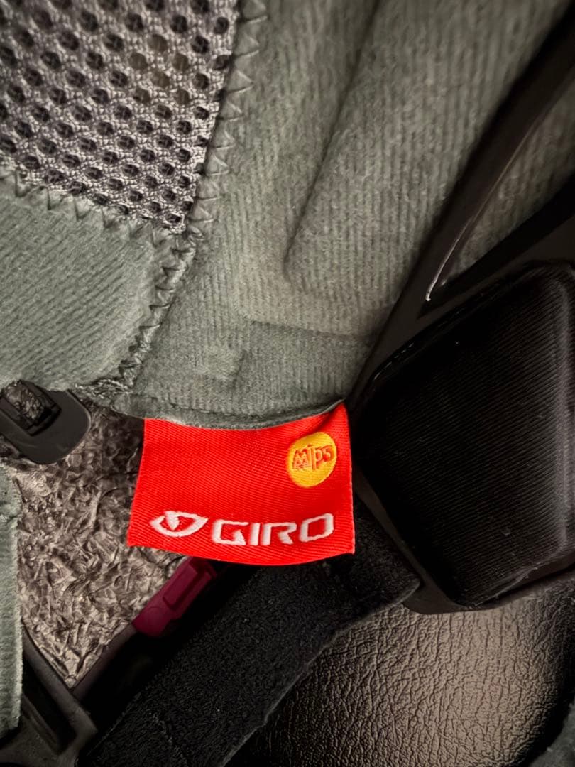 Giro ヘルメット MIPS Mサイズ