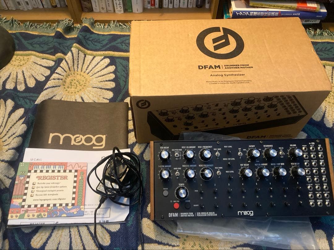 Moog DFAM 箱・取扱説明書付