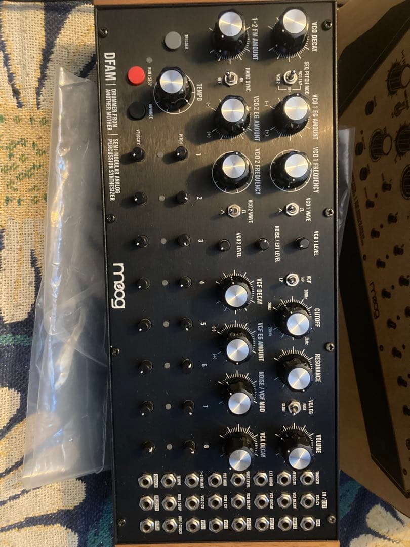 Moog DFAM 箱・取扱説明書付