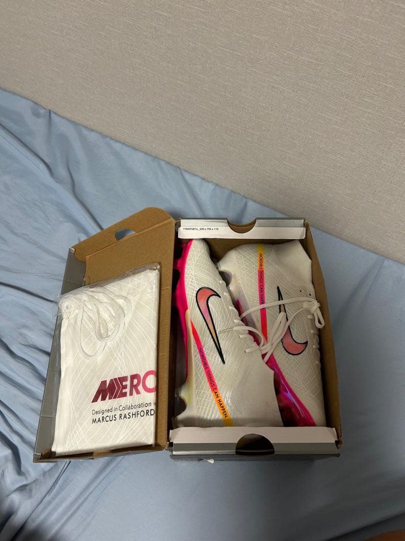 ナイキマーキュリアルFGエリート Marcus Rashford edition