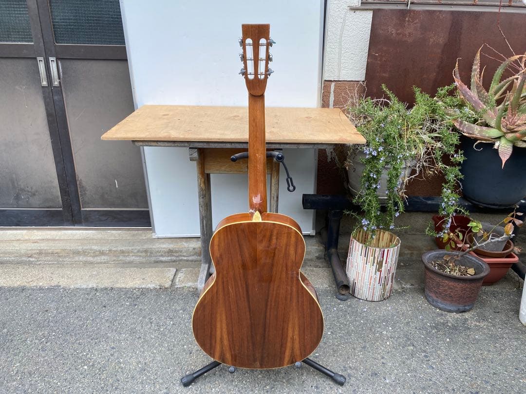 maha kara kapua-48 アコースティックギター　中古品