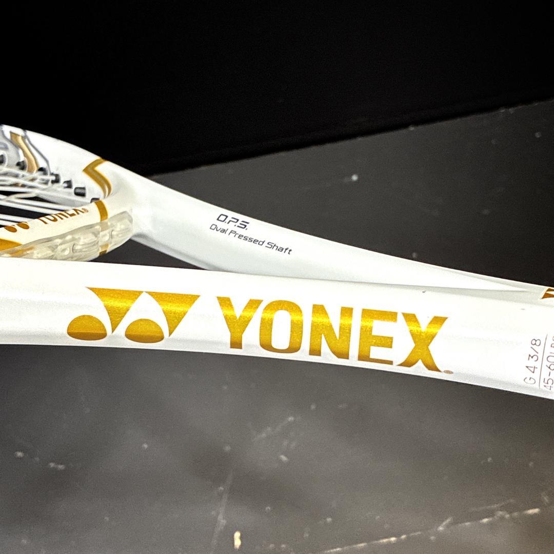 YONEX EZONE 98 ヨネックス　イーゾーン　硬式テニスラケット