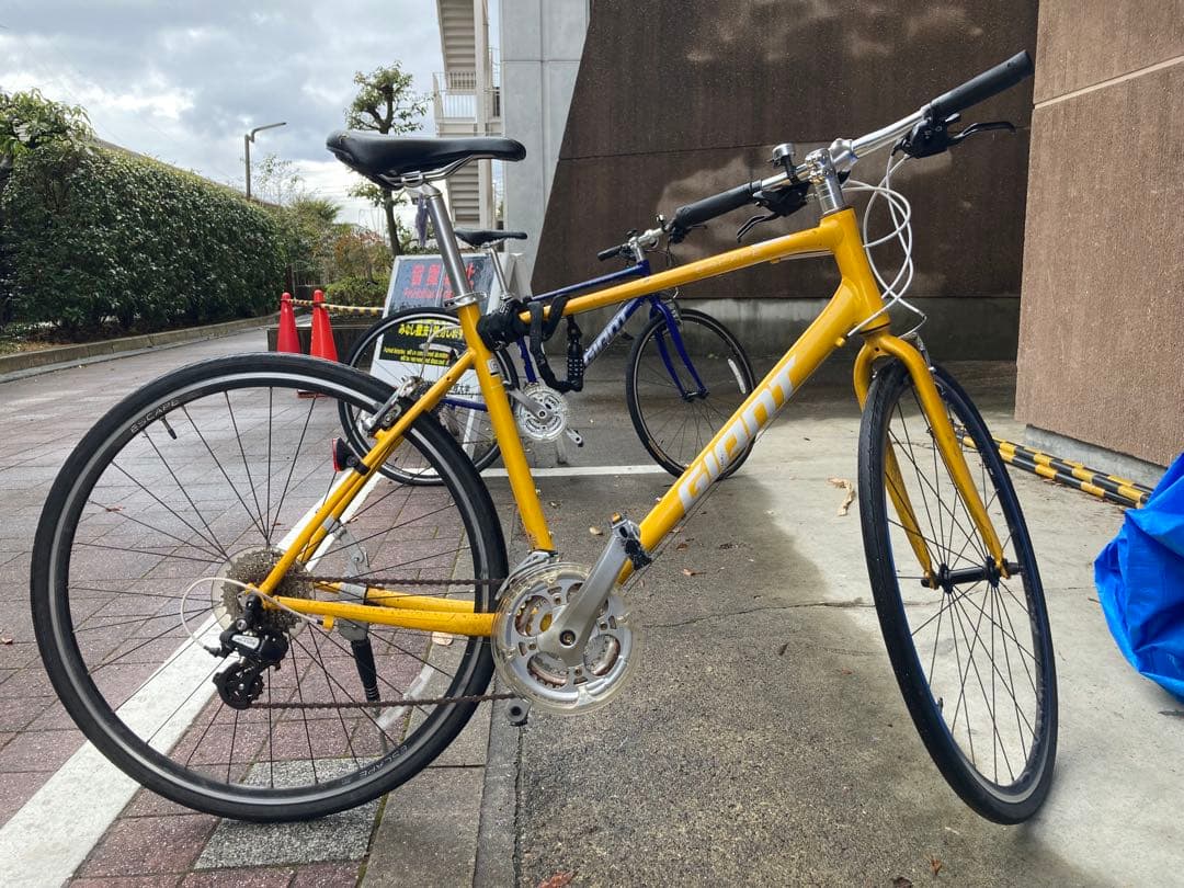 GIANT escape r3クロスバイク イエロー