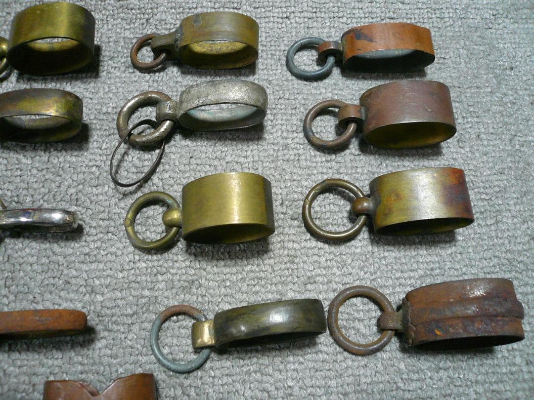 軍刀 金具 佩鐶 16個 旧日本軍 吊金 輪 カン 日本刀 まとめて