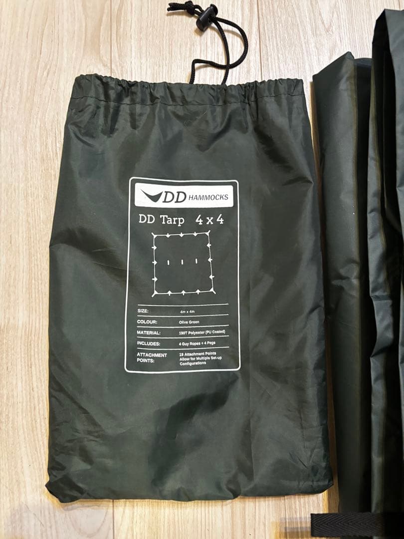 DDタープ 4 X 4　オリーブグリーン 美品　テント