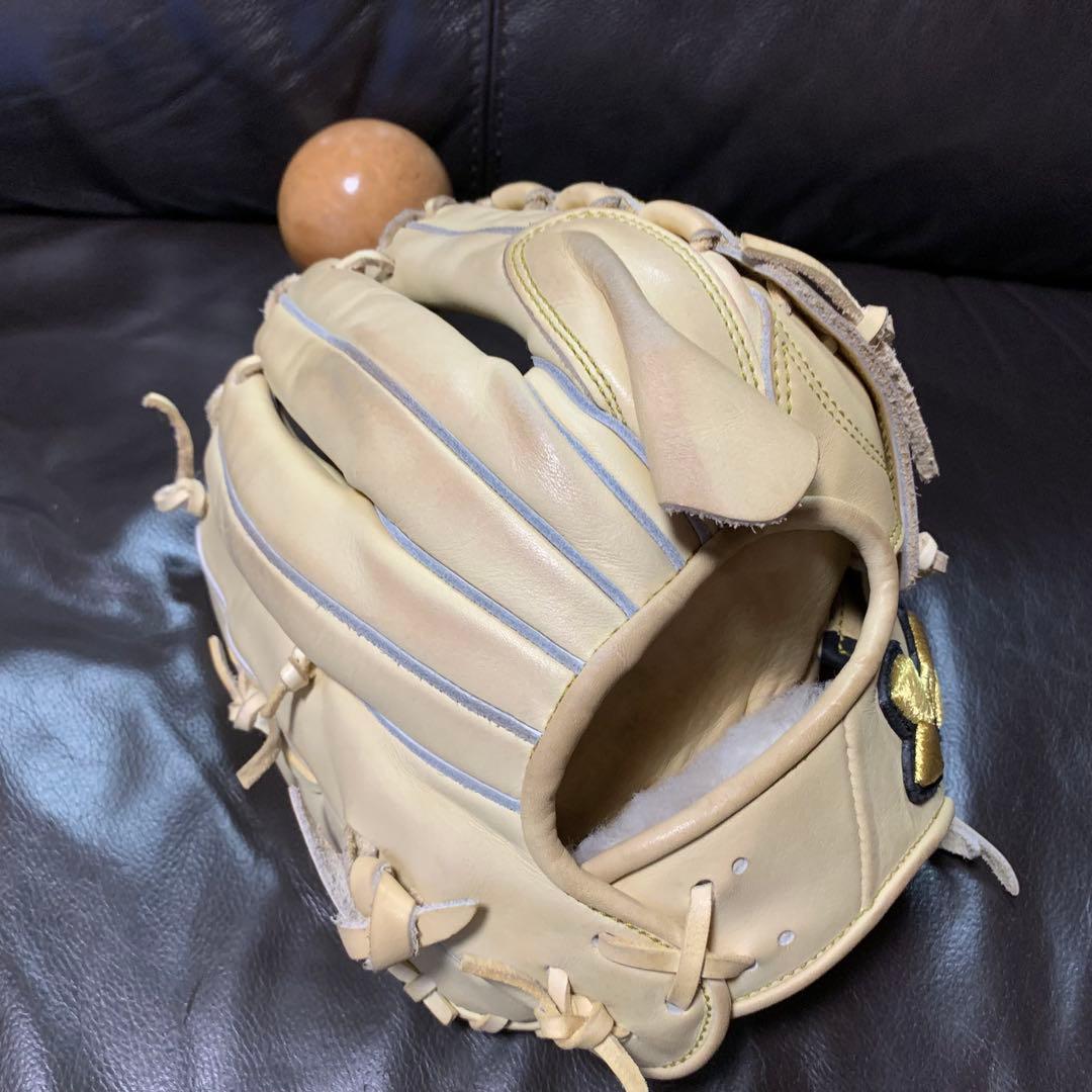 アンダーアーマー 最上級モデル　硬式投手用グローブ　金子千尋モデル　キャメル