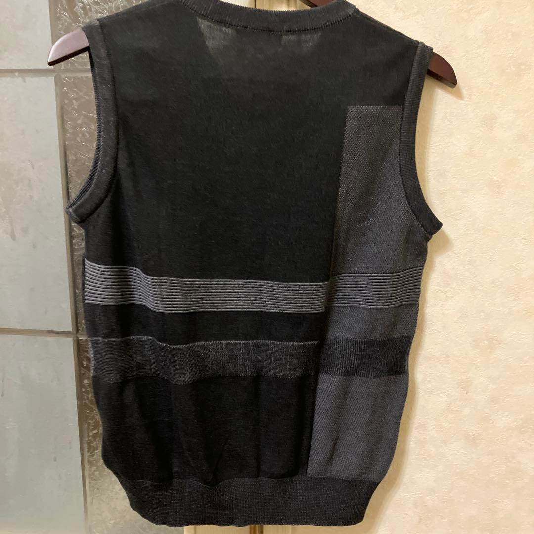 新品未使用　  メンズ ベスト M ブラック系
