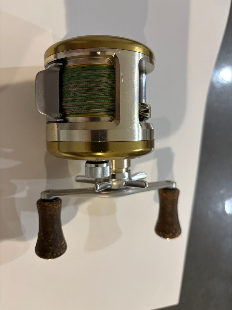 Daiwa ダイワ　ミリオネアCV-Z203 millionaire リール