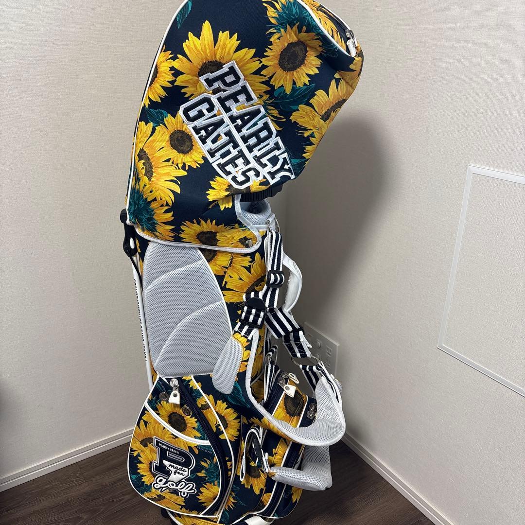 PEARLY GATES ひまわり柄キャディバッグ、ヘッドカバー付き(2つ)