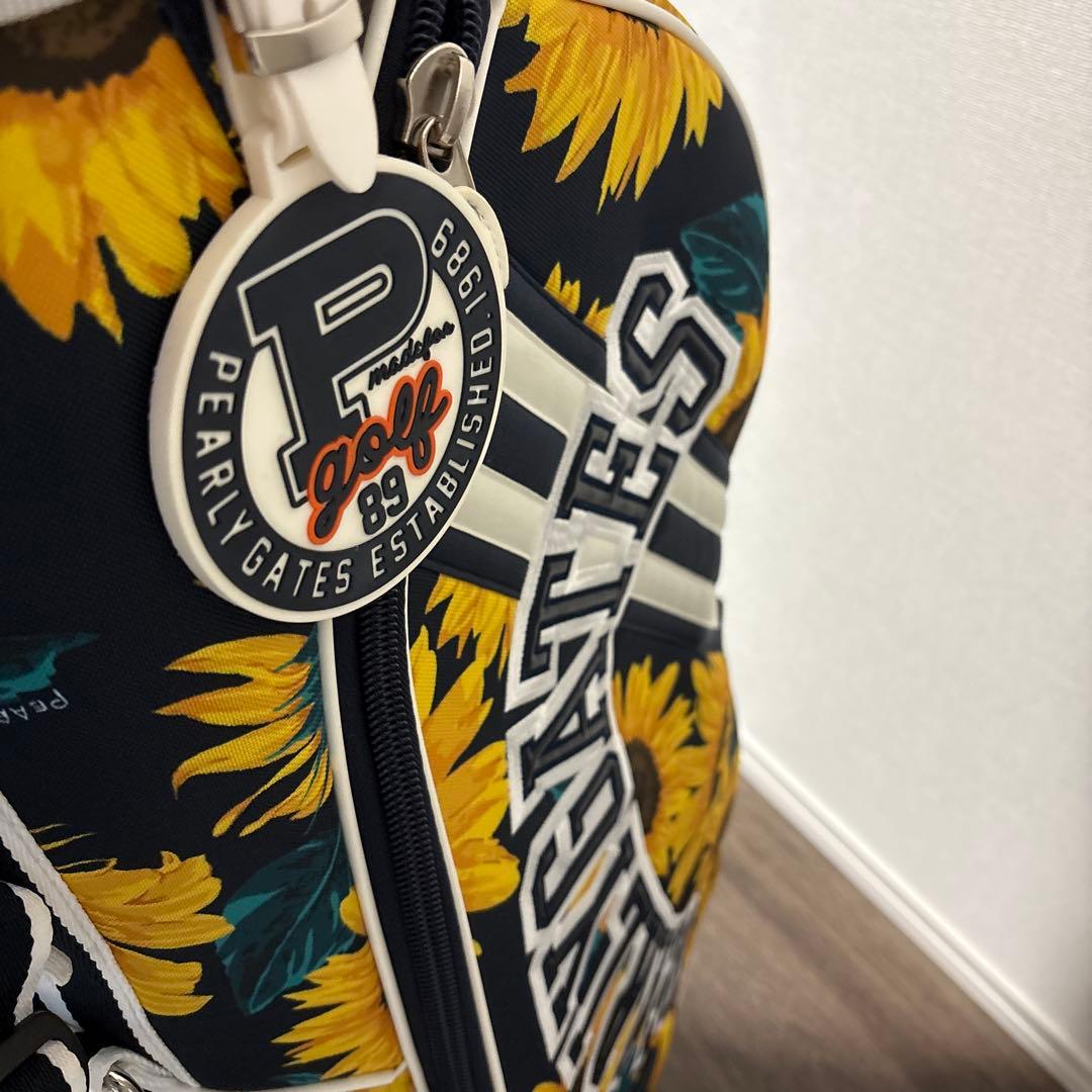 PEARLY GATES ひまわり柄キャディバッグ、ヘッドカバー付き(2つ)