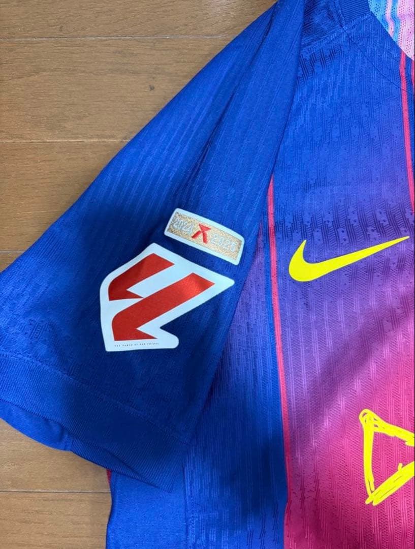 FCバルセロナ×エドシーラン オーセンティックユニフォーム　背番号8 ペドリ