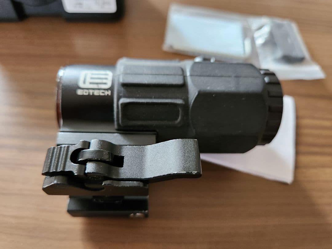 HOLY WARRIOR製EOTECH G45 マグニファイア