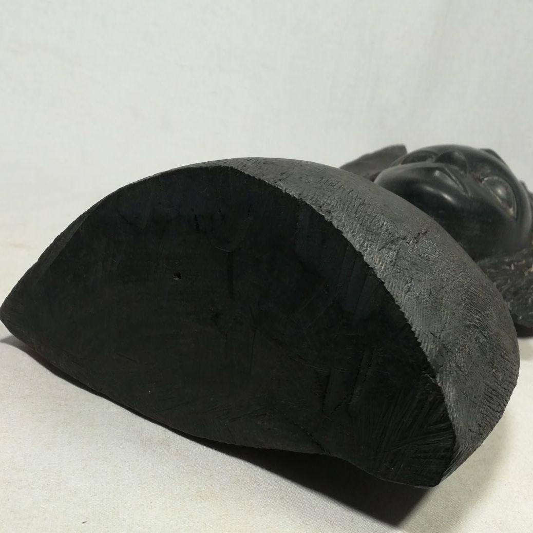 アフリカ　木彫　置物　女性　プリミディブアート　オブジェ