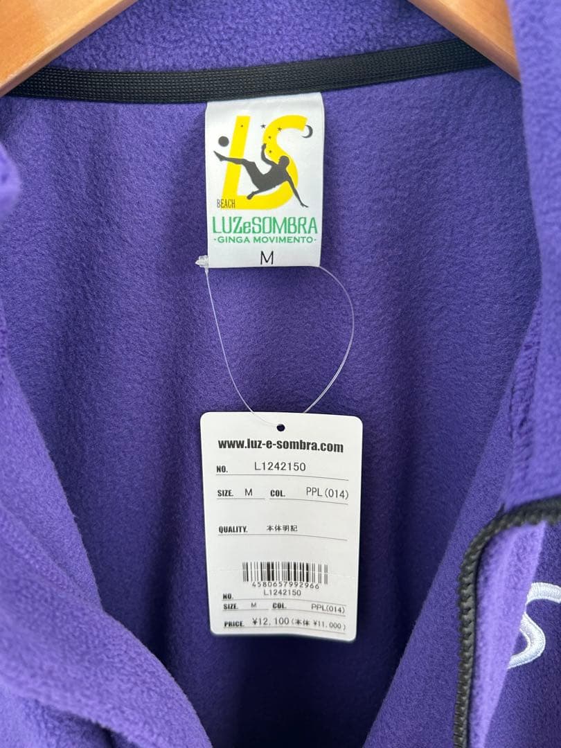 新品未使用 ルースイソンブラ ハーフジップ フリース Mサイズ　刺繍　防寒