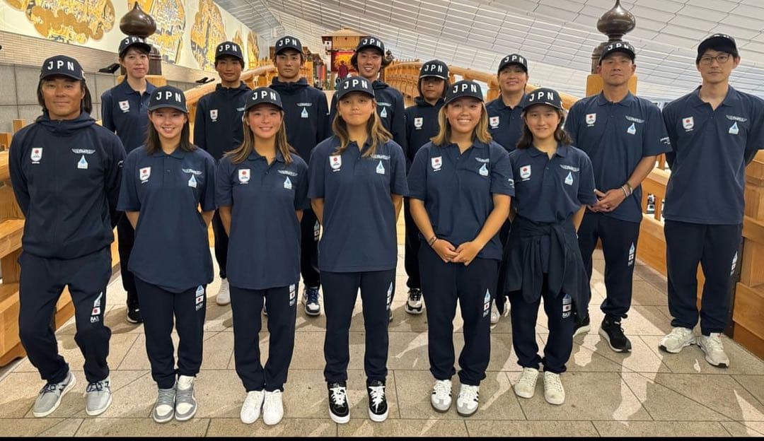 RASHの女性用ロングスプリング　波乗りジャパンバックアップサポートメーカー