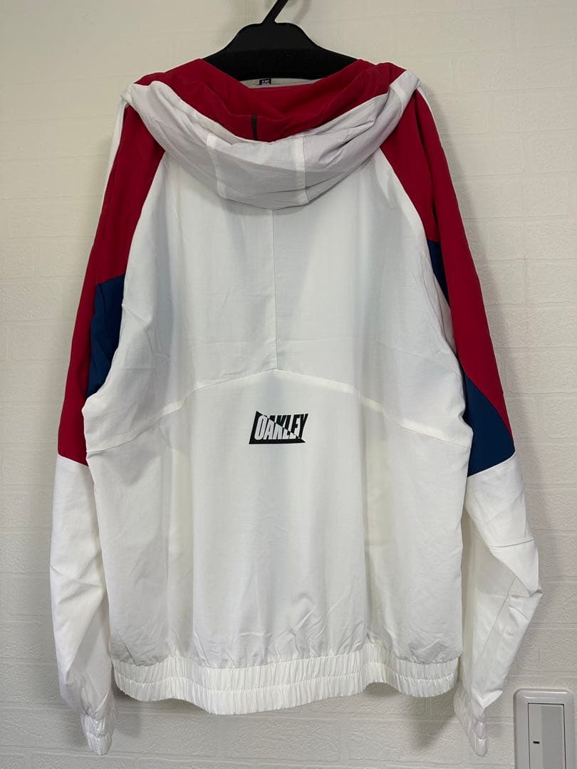 オークリー ウインドブレーカー ゴルフ ウェア ユニセックス XL 希少 新品