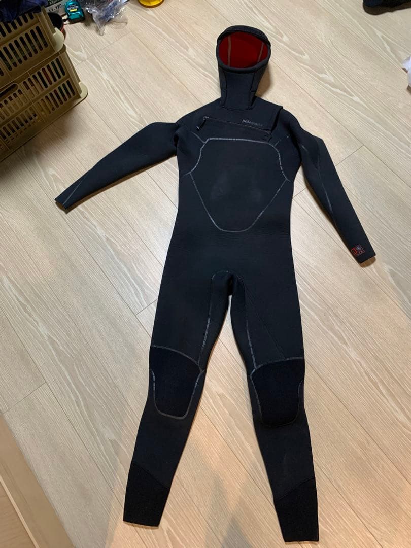 patagonia フード付きウェットスーツ R4 セミドライスーツ　パタゴニア