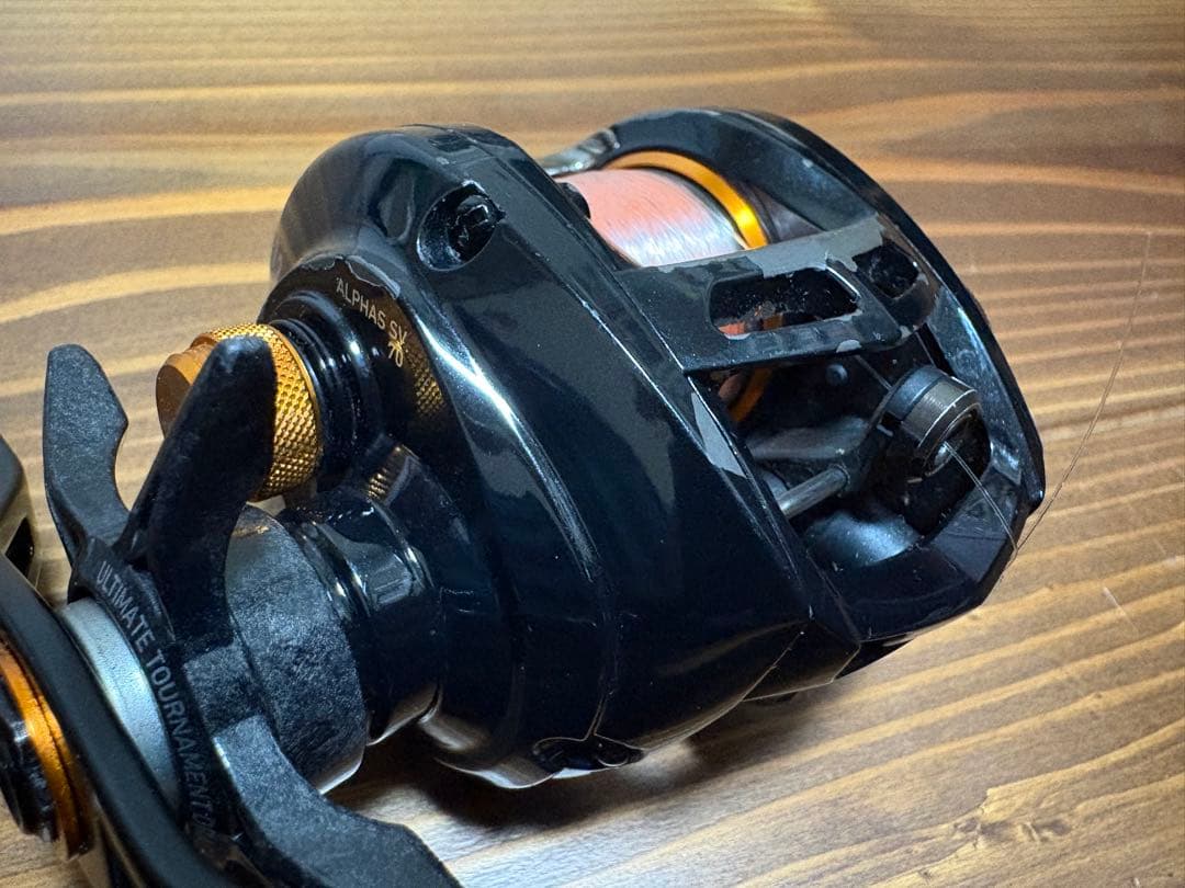 アルファス SV 7.2 ベイトリール 黒/オレンジ