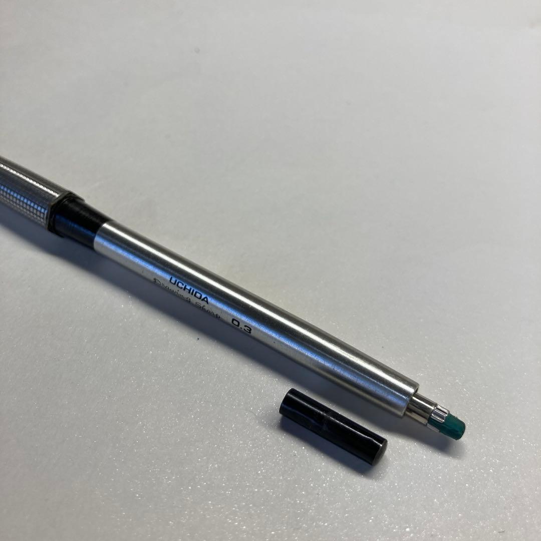 UCHIDA製0.3ミリの製図用のシャープペンシル、0.3mmミリ替え芯付き