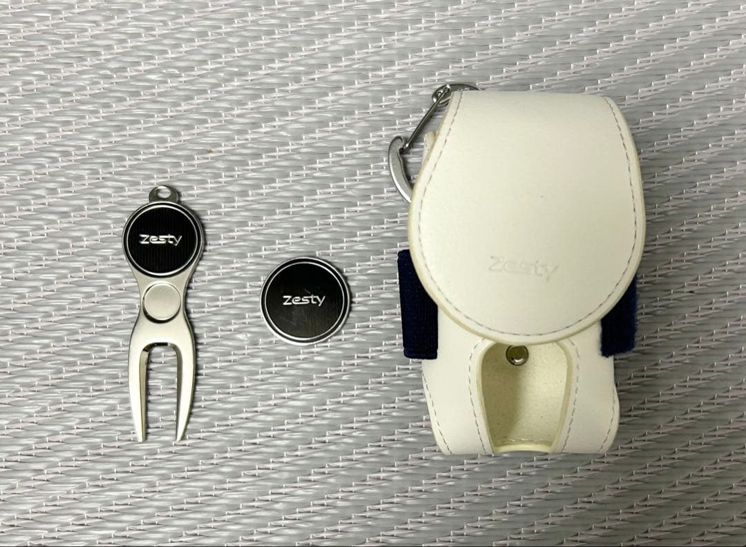 ⑥ adidas ホワイト/ブラック キャディバッグ　おまけ付き