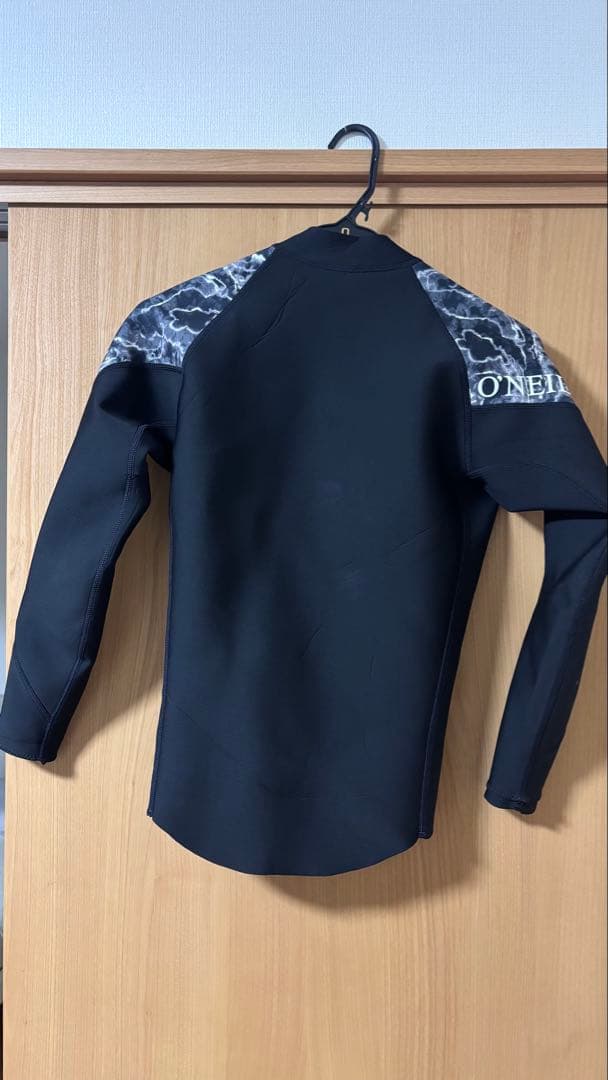 O'NEILL SUPERFREAK タッパーnn