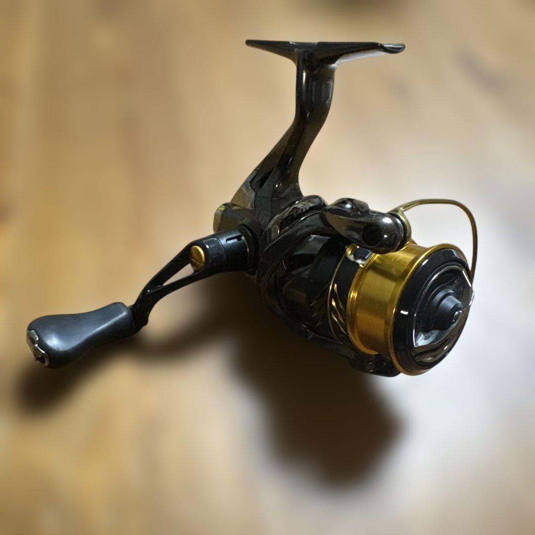 SHIMANO C14+ C2000SSPG スピニングリール