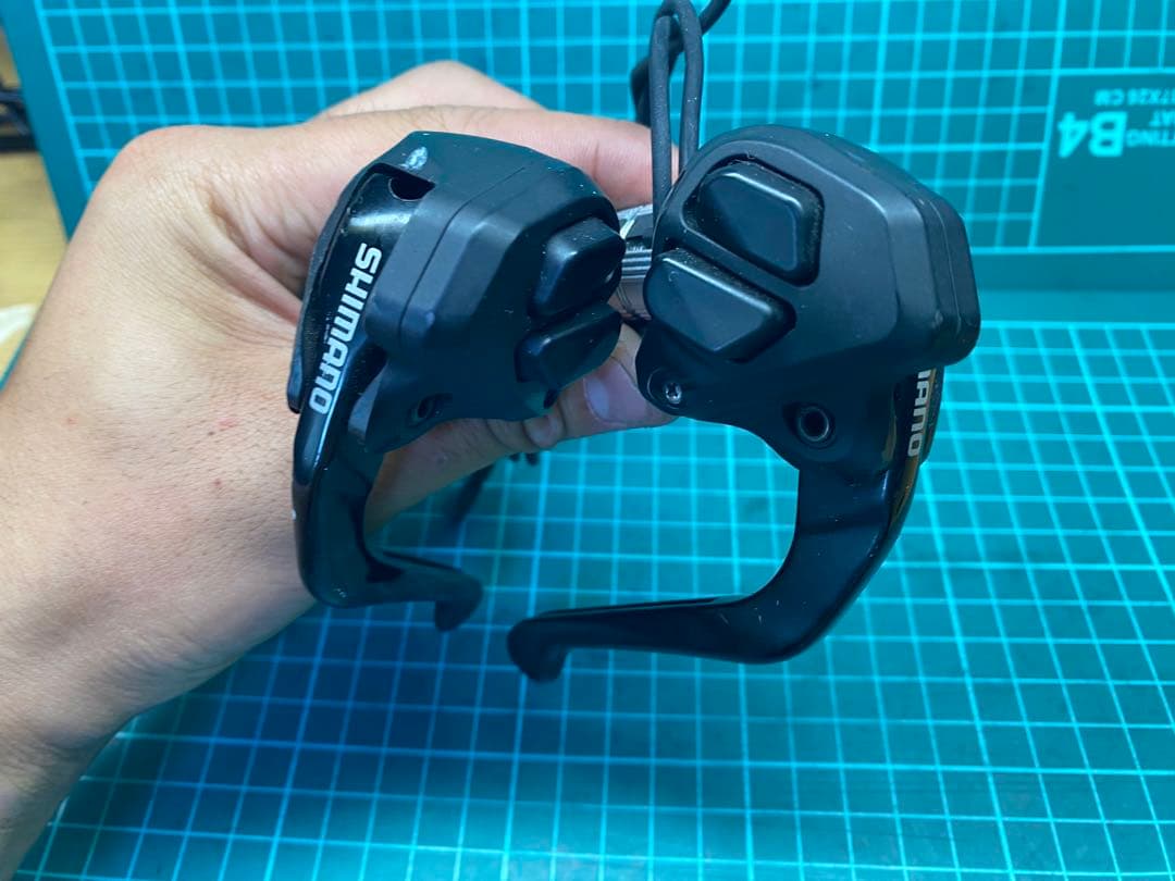 シマノ　ST-6871 アルテグラ　Di2 ブレーキレバー