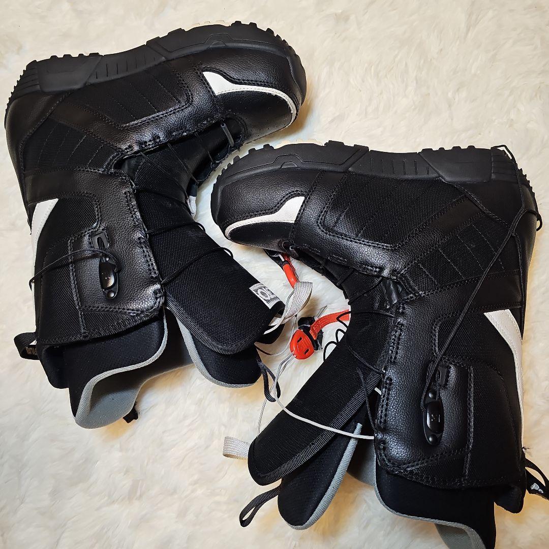 【美品】BURTO　Nmoto asian fit スノーボードブーツ