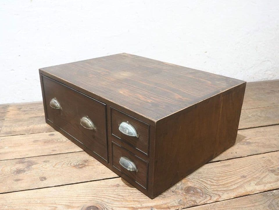 1377 アンティーク　ロータイプの収納棚　展示台　テレビ台　ケース　レトロ