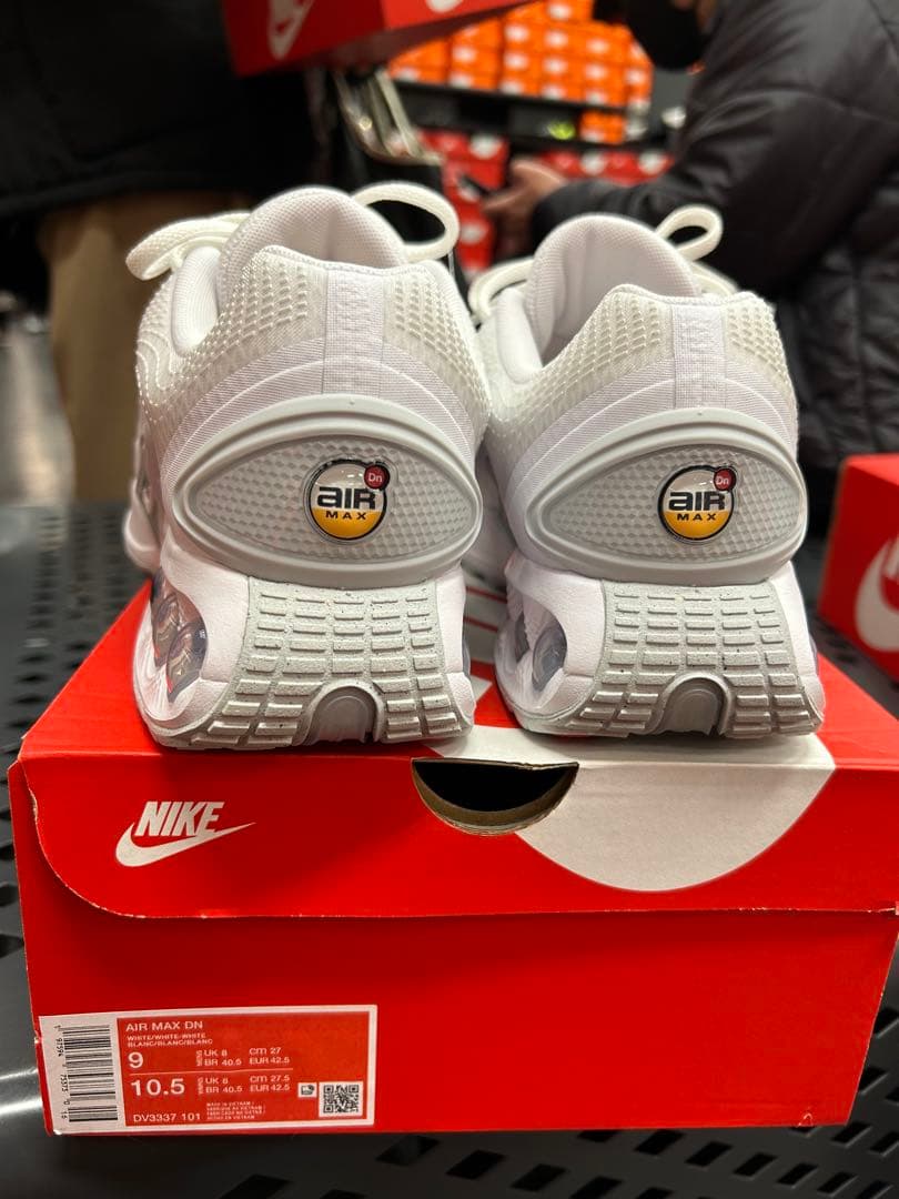 シューズ(男性用) Nike Air Max DN \"White/llic Silver