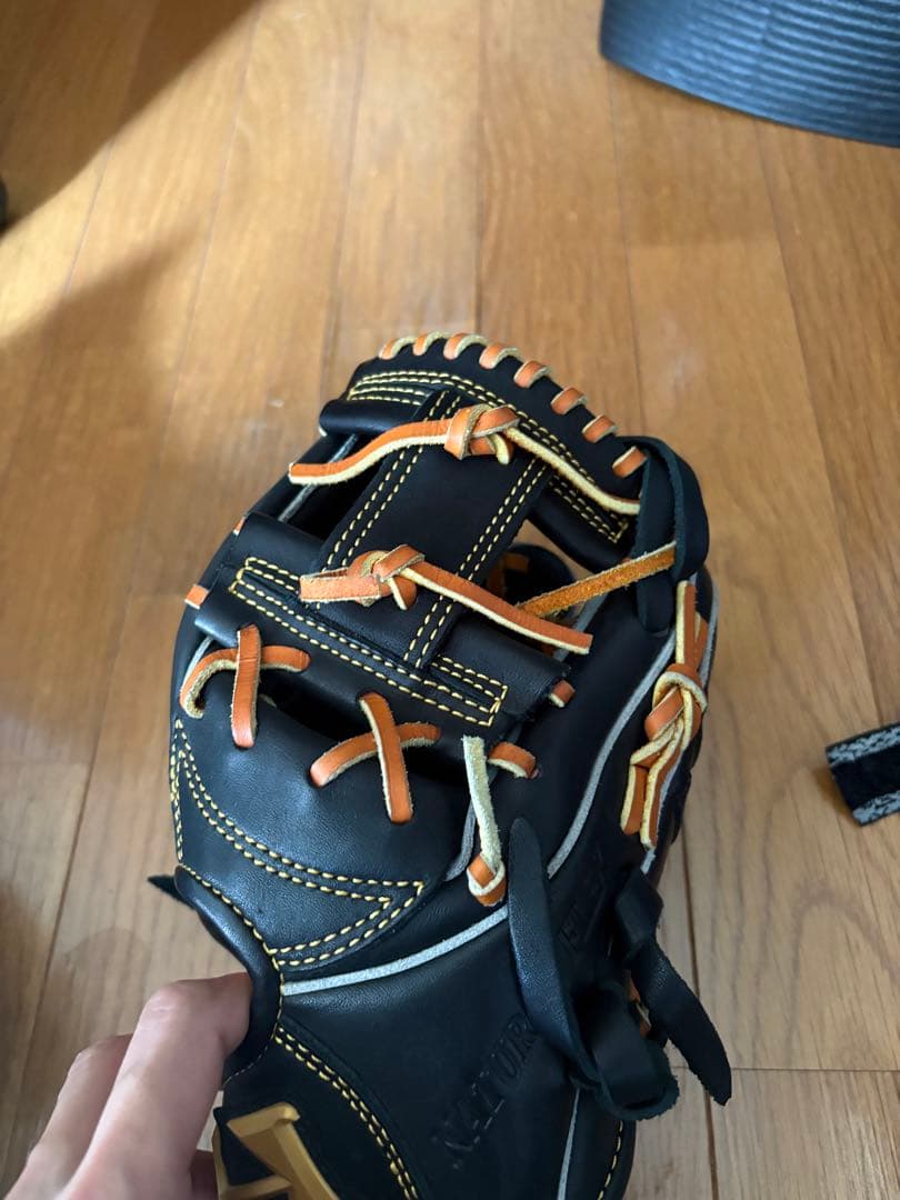 Hi-Gold 軟式グローブ型付け済 即使用可 ボール・袋付き