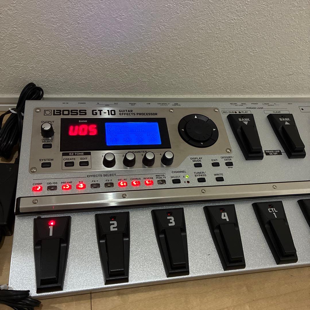 完動品！acアダプターセット　【美品】BOSS GT-10 マルチエフェクター