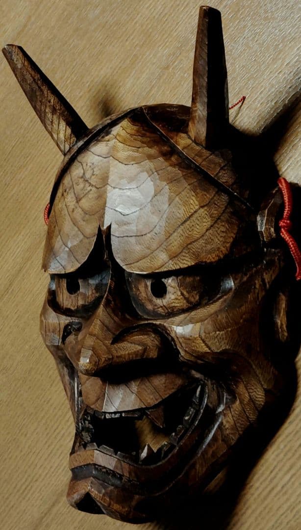 骨董品　アンティーク　木彫り工芸品　木製面　鬼面　迫力満点　彫り師名あり