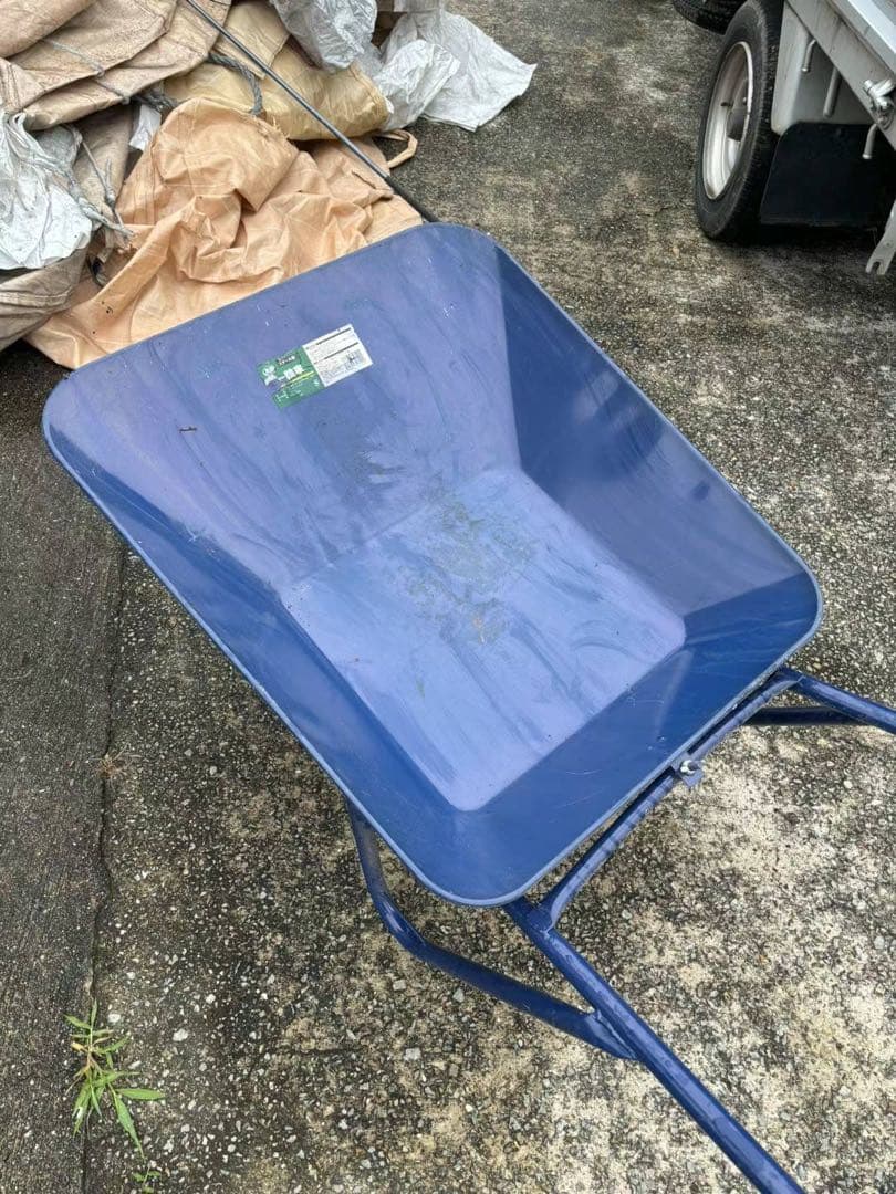 一輪車　農業　キャンプ