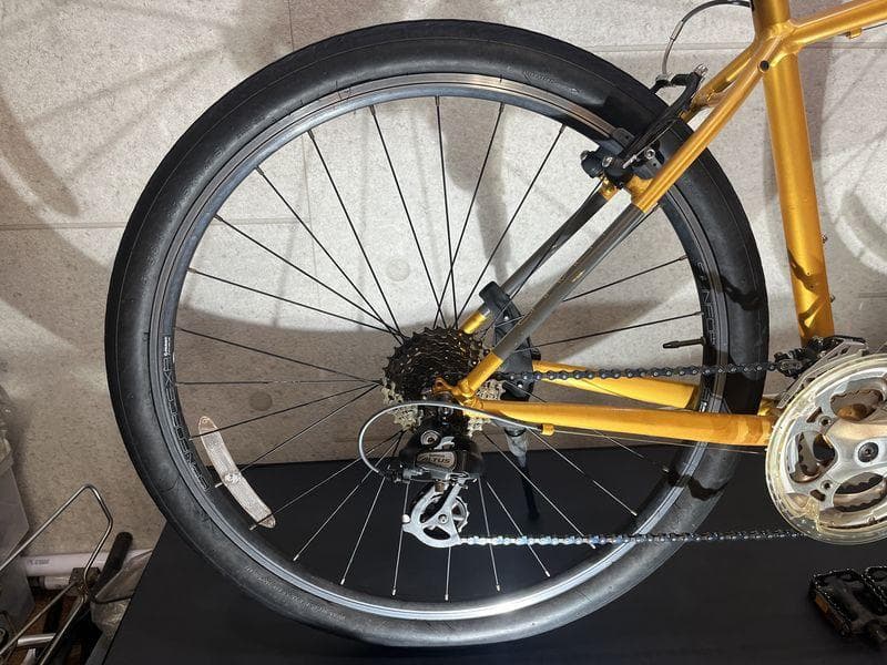 GIANT　GRAVIER サイズS 27.5インチ オレンジカラー