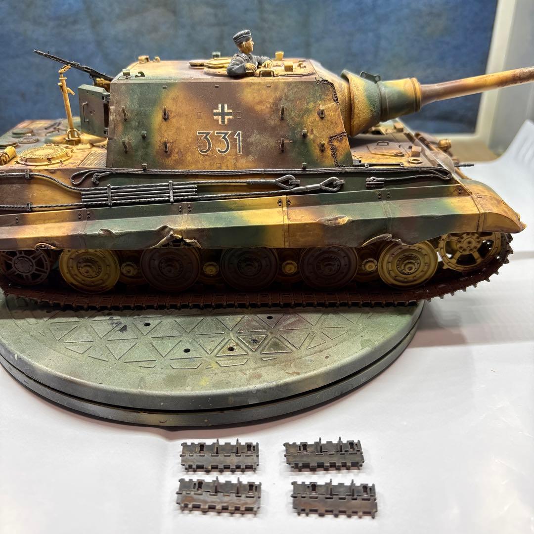 タミヤ 1/35 ドイツ陸軍 重駆逐戦車 ヤークトタイガー 初期生産型　完成品