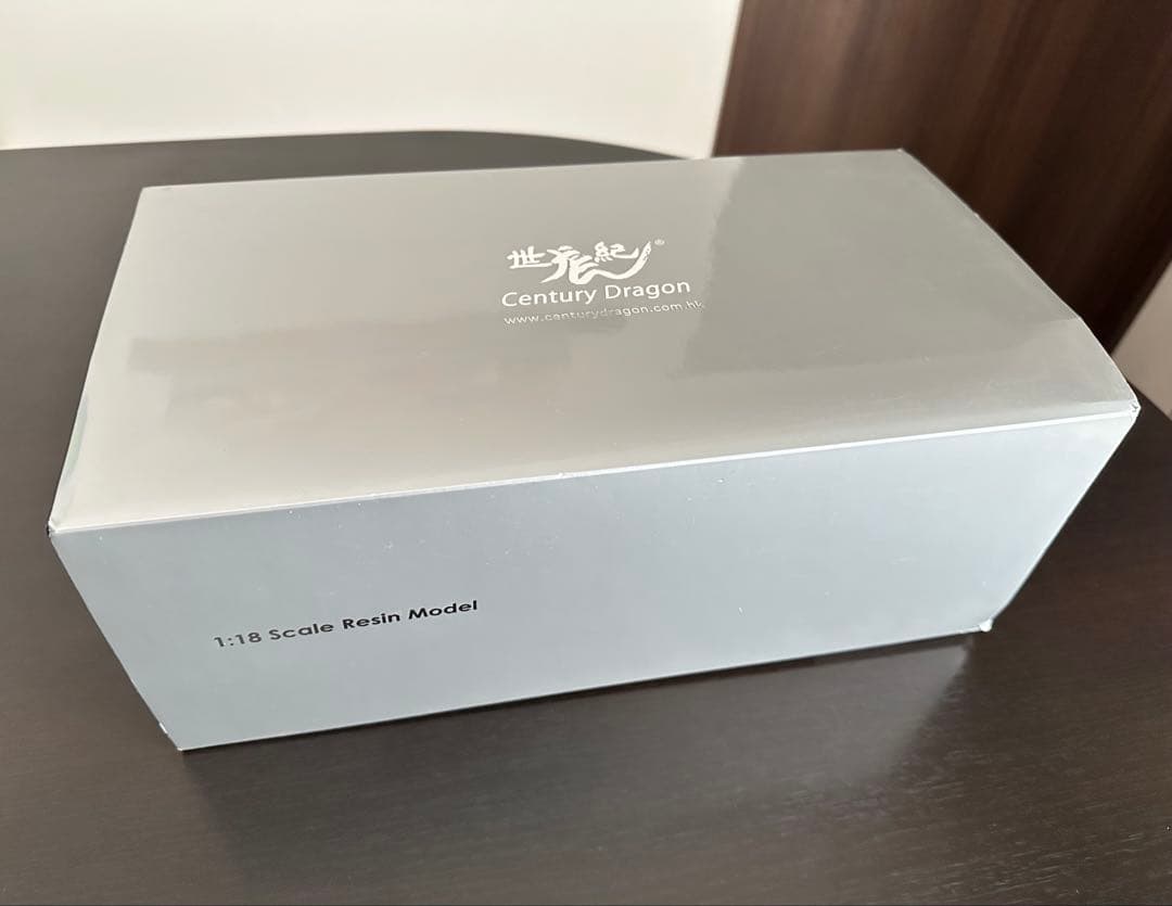 Century Dragon レンジローバー イヴォーク 1/18 ミニカー