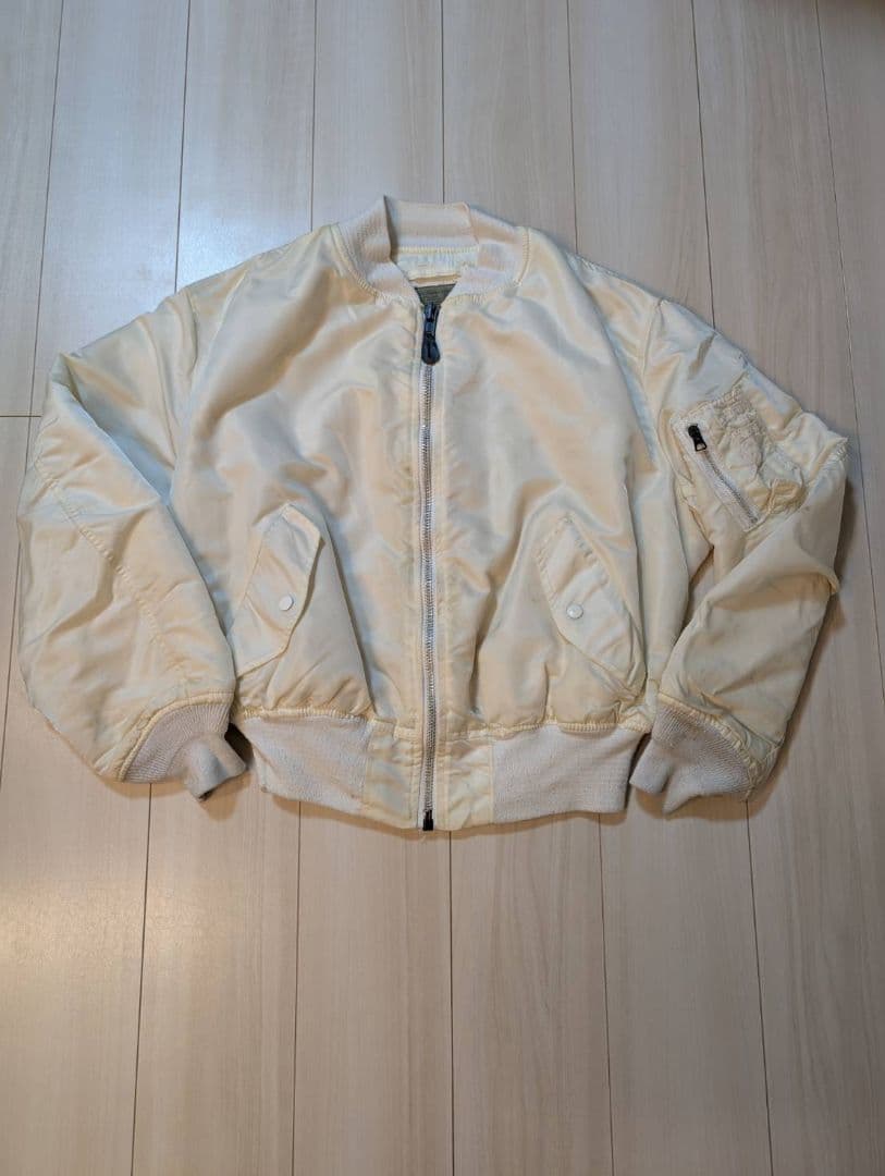 k*k様 非売品【激レア】globe@4_domes　スタッフジャンパー　MA-