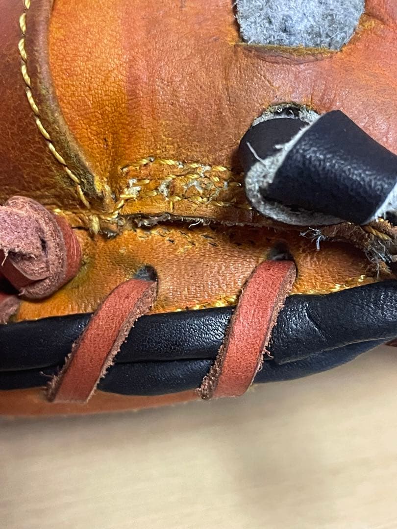 ハタケヤマ軟式キャッチャーミットリペア品