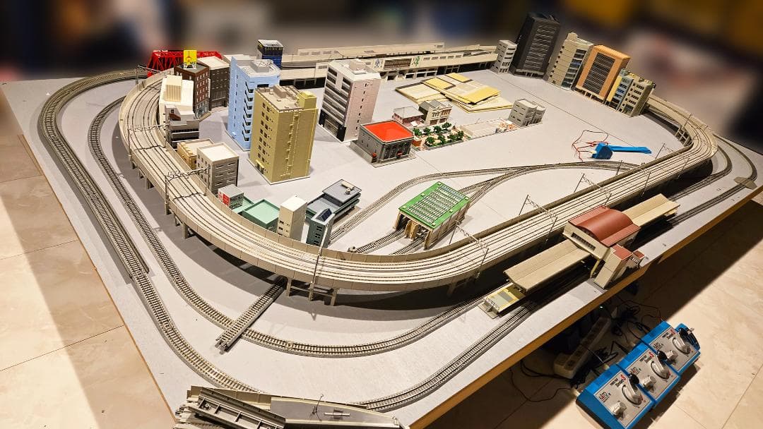 Nゲージ KATO 2m30cmジオラマベース 都市型レイアウト